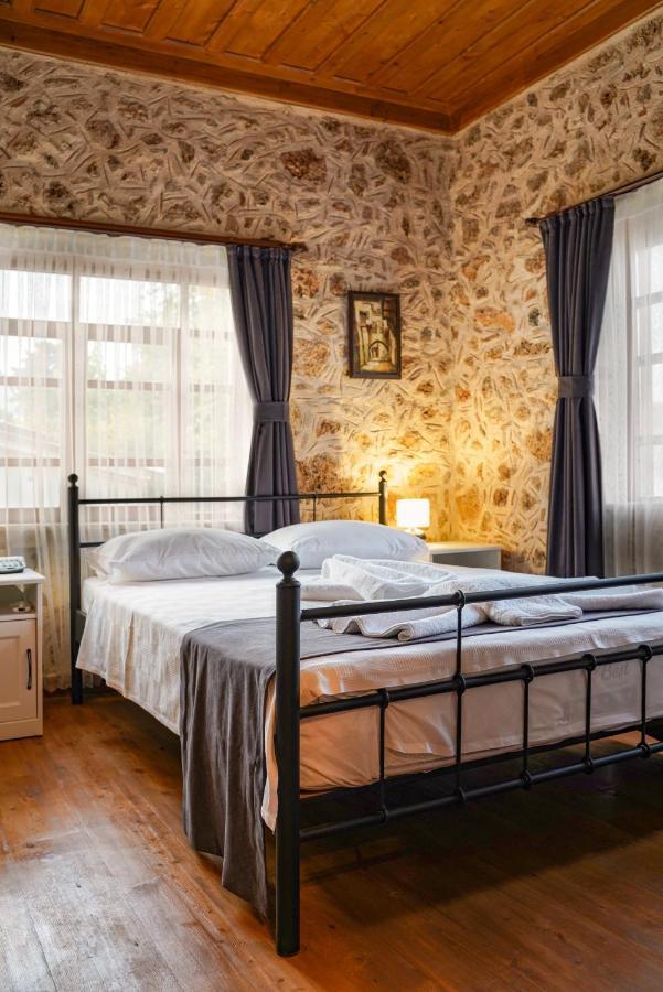 La Casa Carina Bed & Breakfast Анталия Екстериор снимка