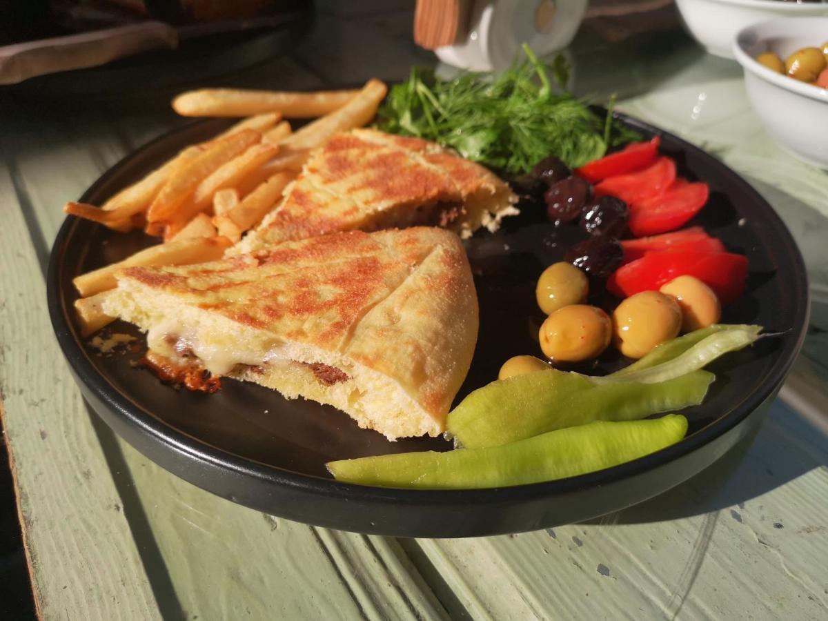 La Casa Carina Bed & Breakfast Анталия Екстериор снимка