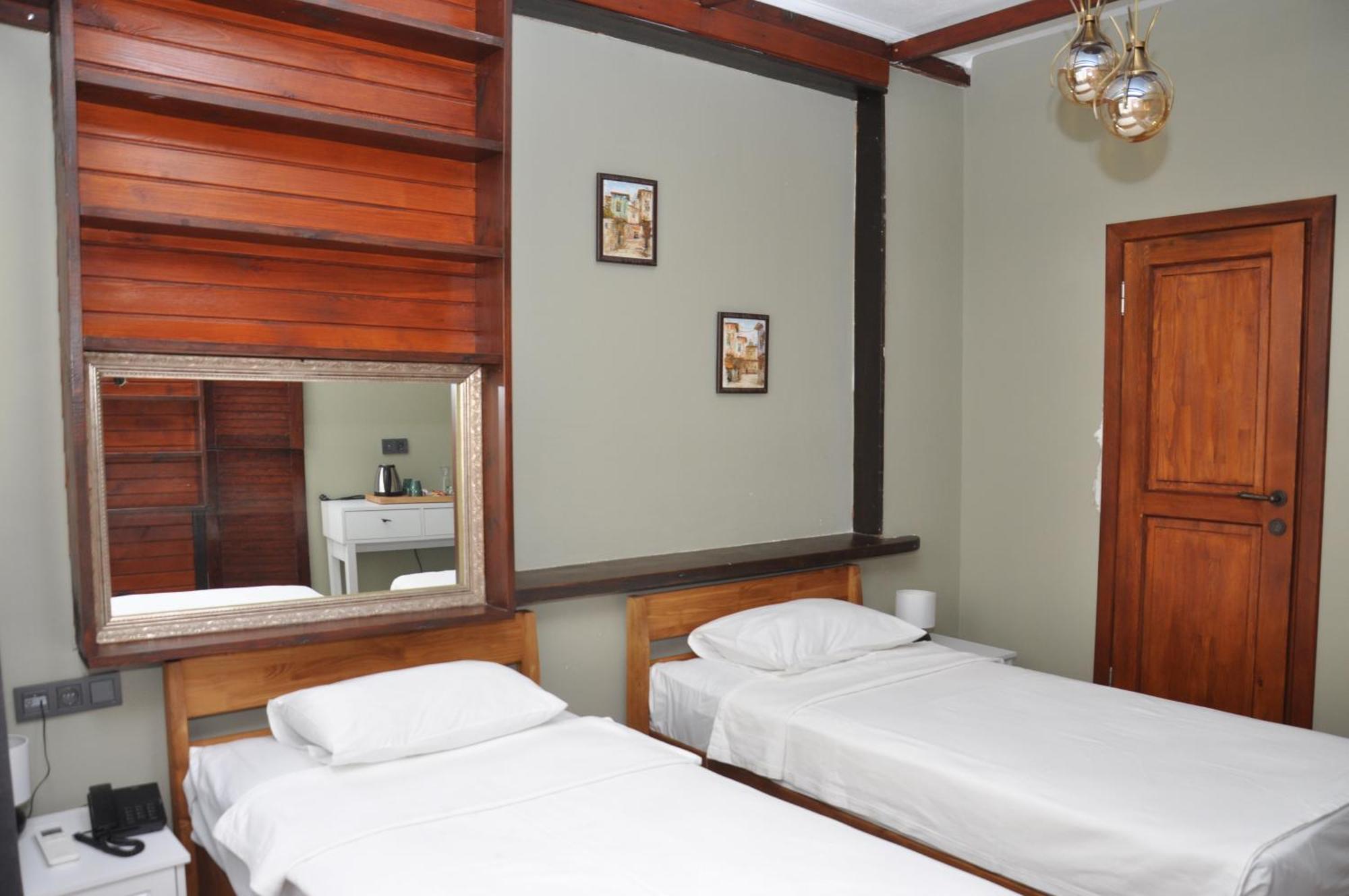 La Casa Carina Bed & Breakfast Анталия Екстериор снимка